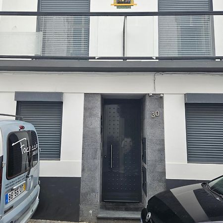 Bella Italia Coronel Miranda Guest House Ponta Delgada  Bagian luar foto