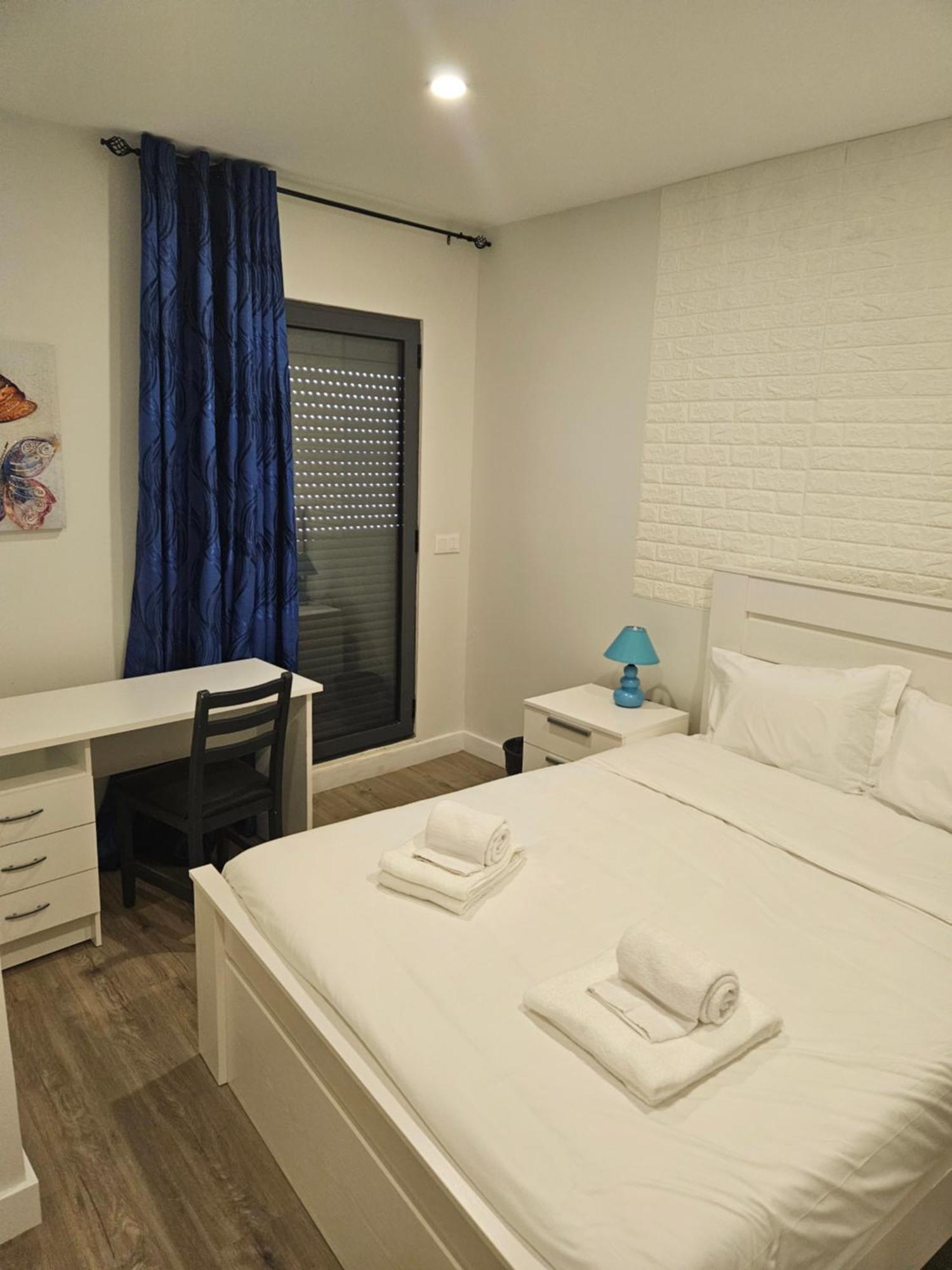 Bella Italia Coronel Miranda Guest House Ponta Delgada  Bagian luar foto