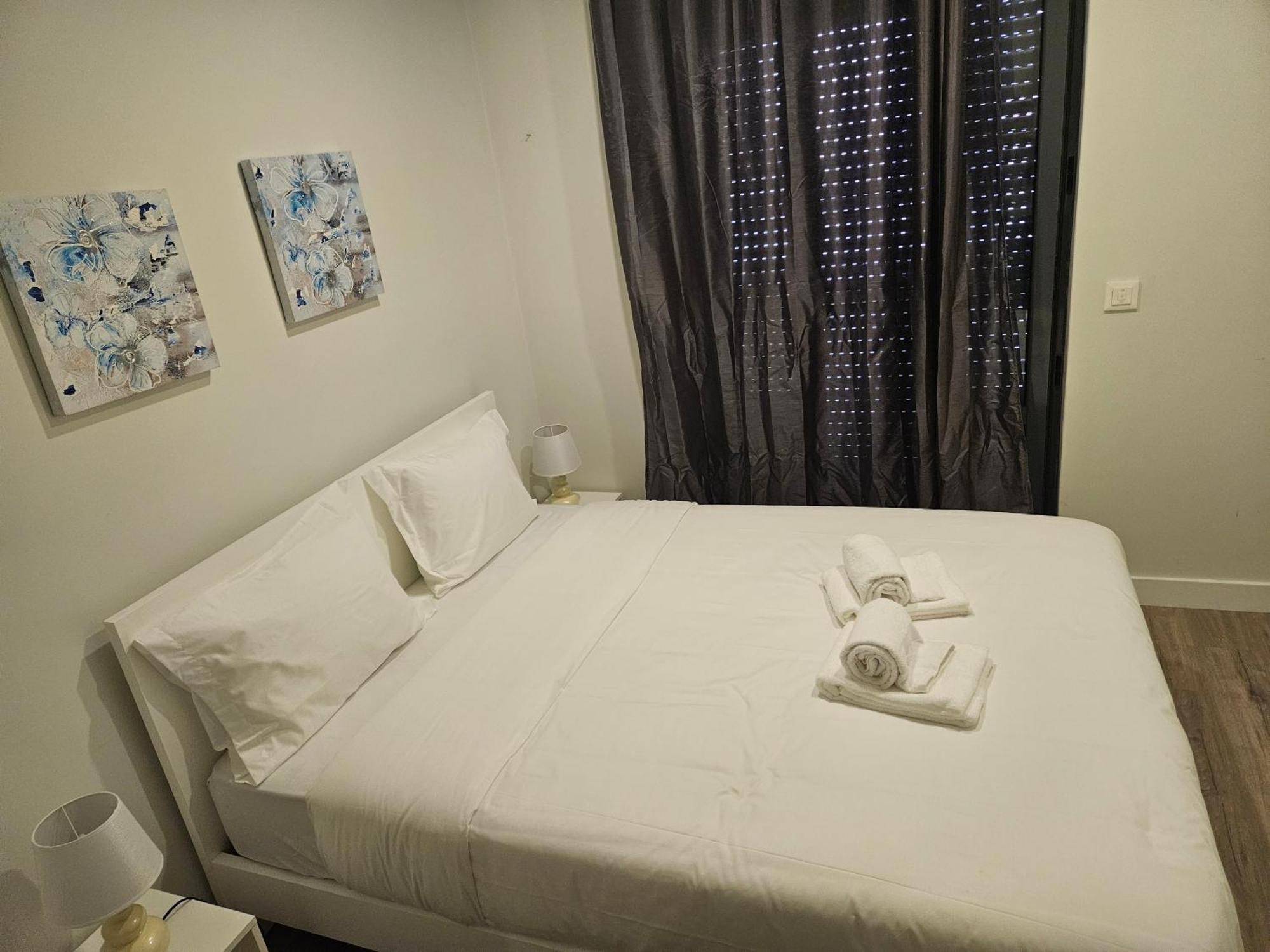 Bella Italia Coronel Miranda Guest House Ponta Delgada  Bagian luar foto