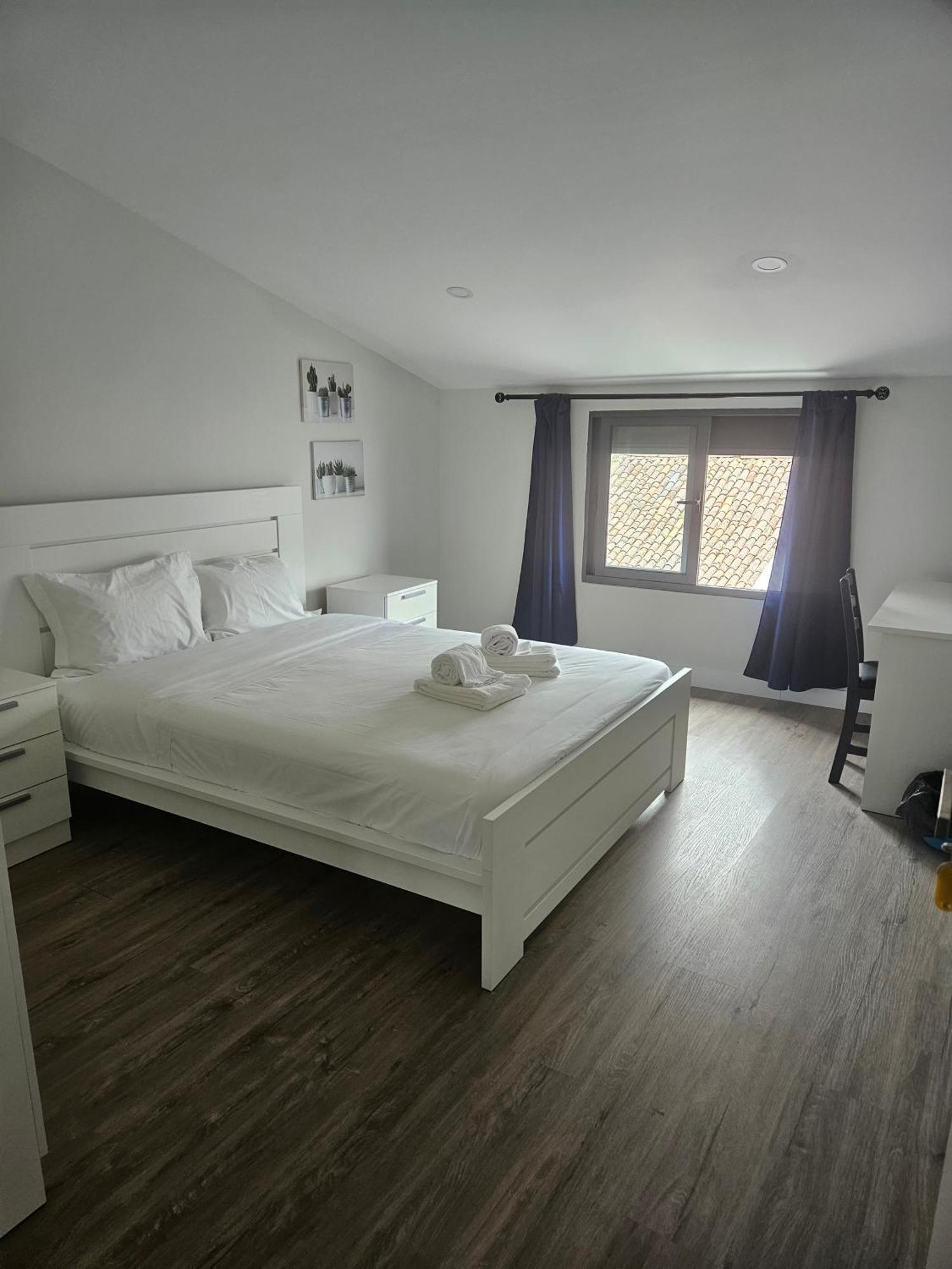 Bella Italia Coronel Miranda Guest House Ponta Delgada  Bagian luar foto