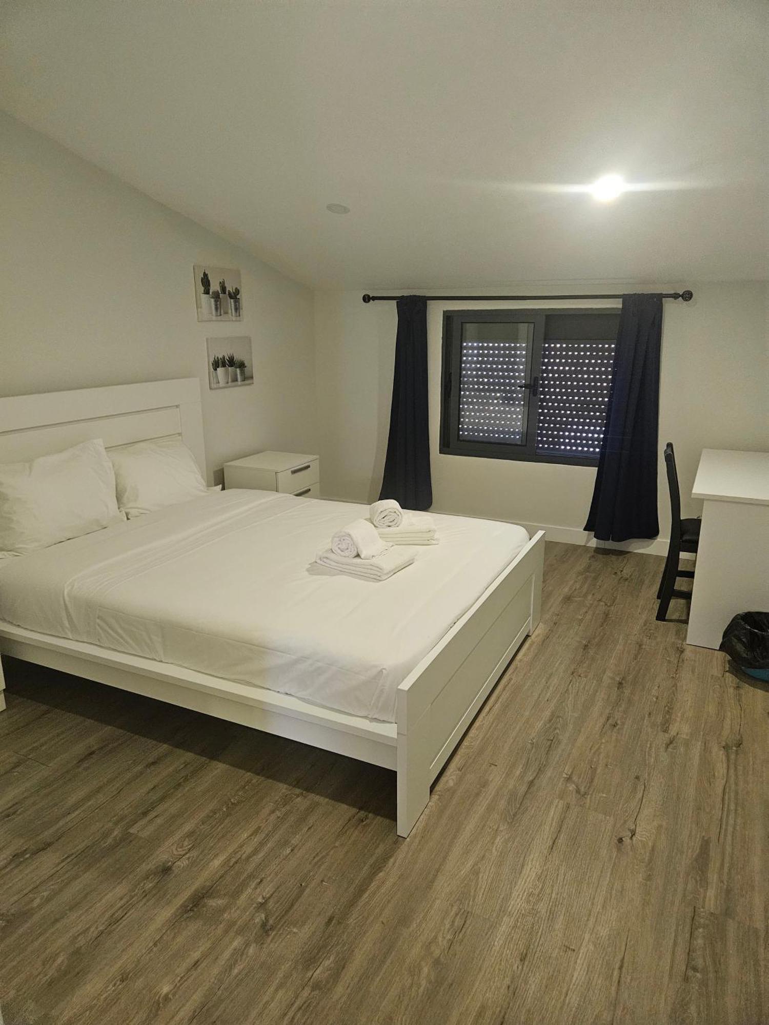 Bella Italia Coronel Miranda Guest House Ponta Delgada  Bagian luar foto