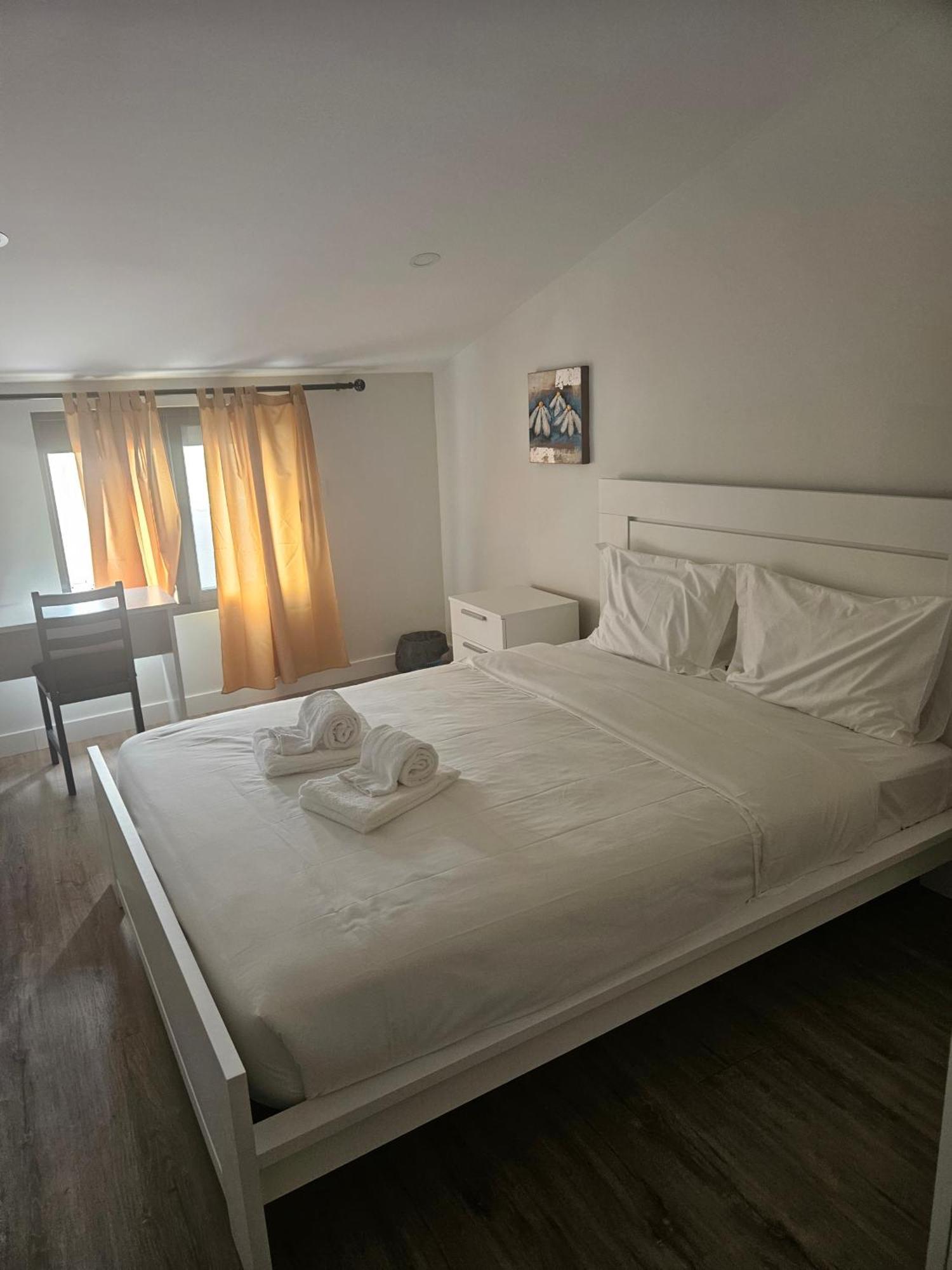 Bella Italia Coronel Miranda Guest House Ponta Delgada  Bagian luar foto